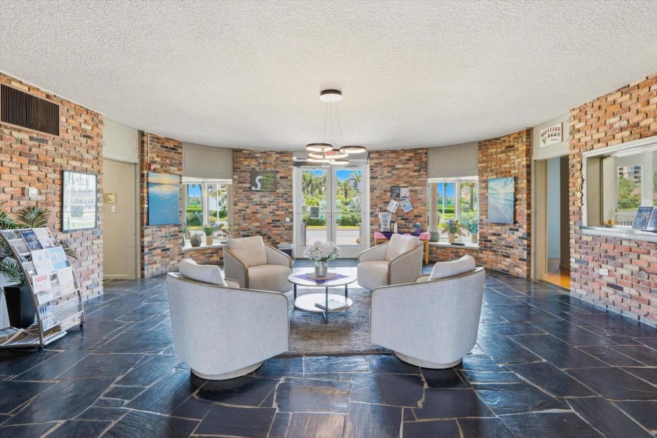 5108 Brittany Drive S, Unit 607, Saint Petersburg, FL 33715 Photo