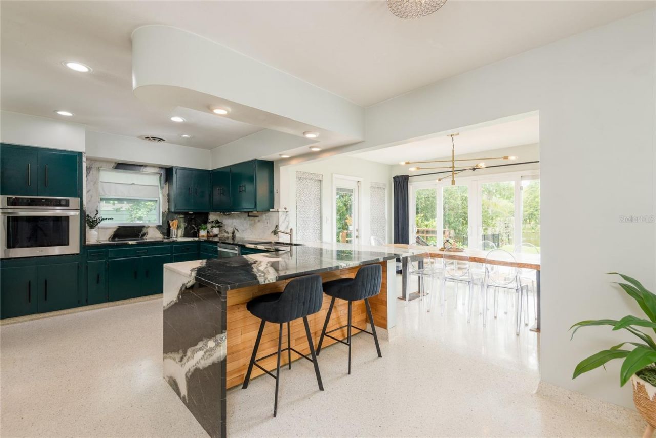 7308 N Ola Avenue, Tampa, FL 33604 Photo