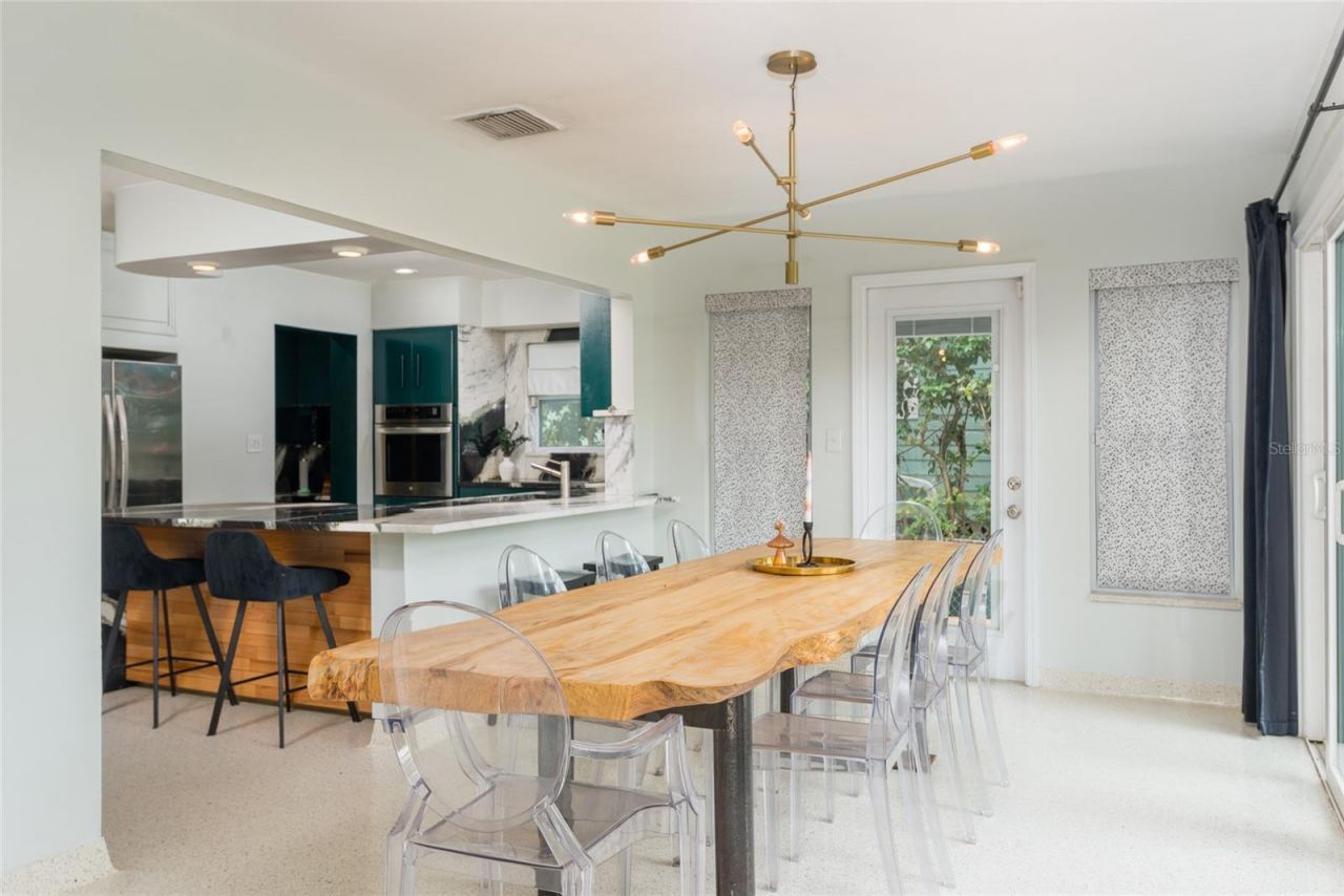 7308 N Ola Avenue, Tampa, FL 33604 Photo