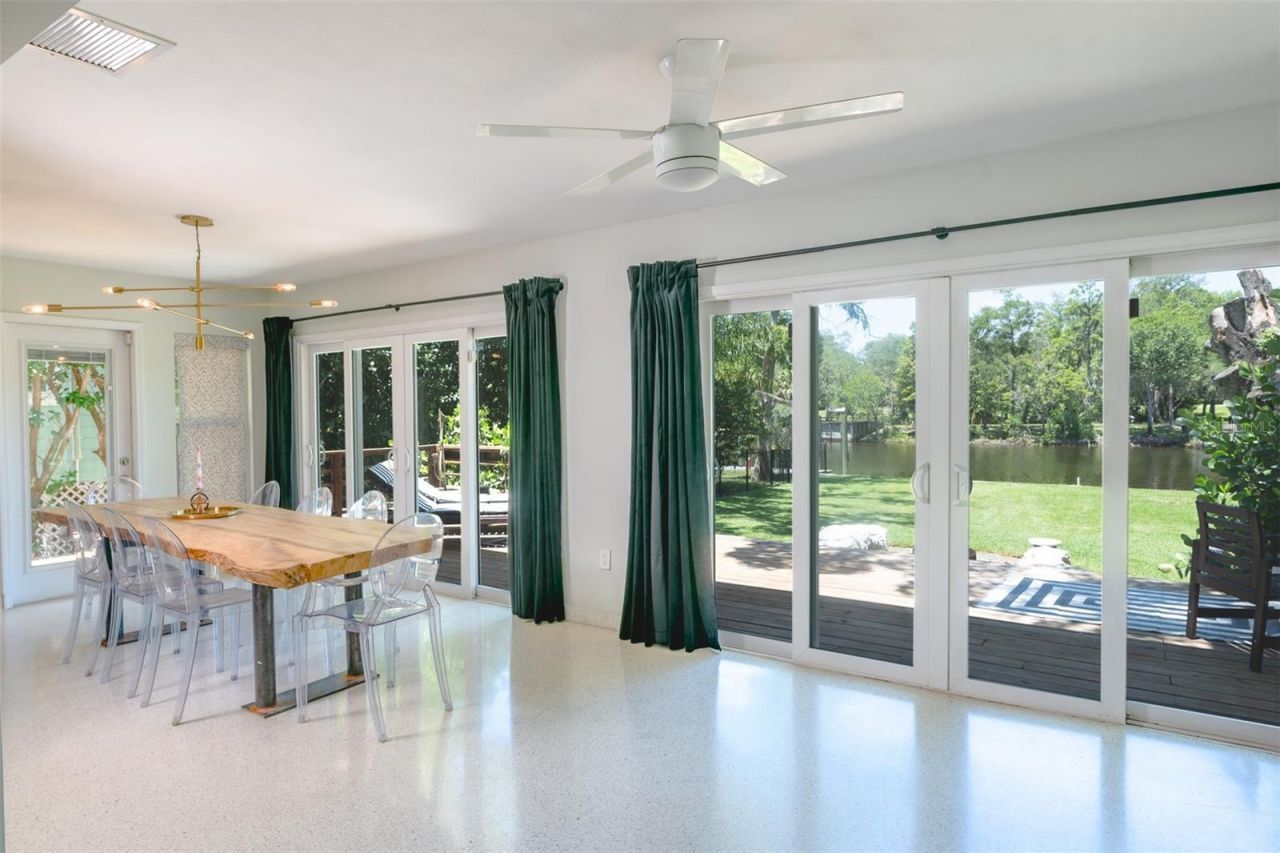 7308 N Ola Avenue, Tampa, FL 33604 Photo