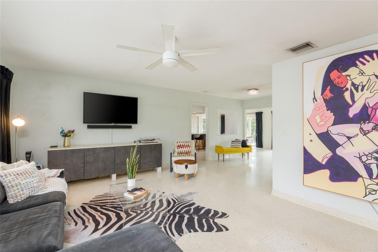 7308 N Ola Avenue, Tampa, FL 33604 Photo
