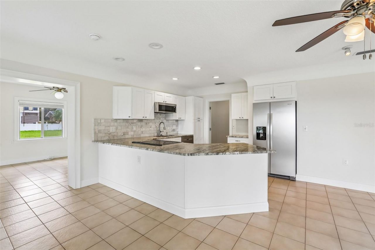 610 Indiana Avenue , Crystal Beach, FL 34681 Photo