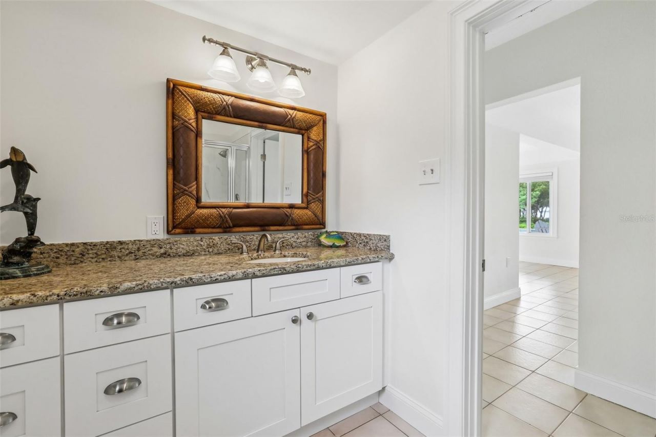 610 Indiana Avenue , Crystal Beach, FL 34681 Photo