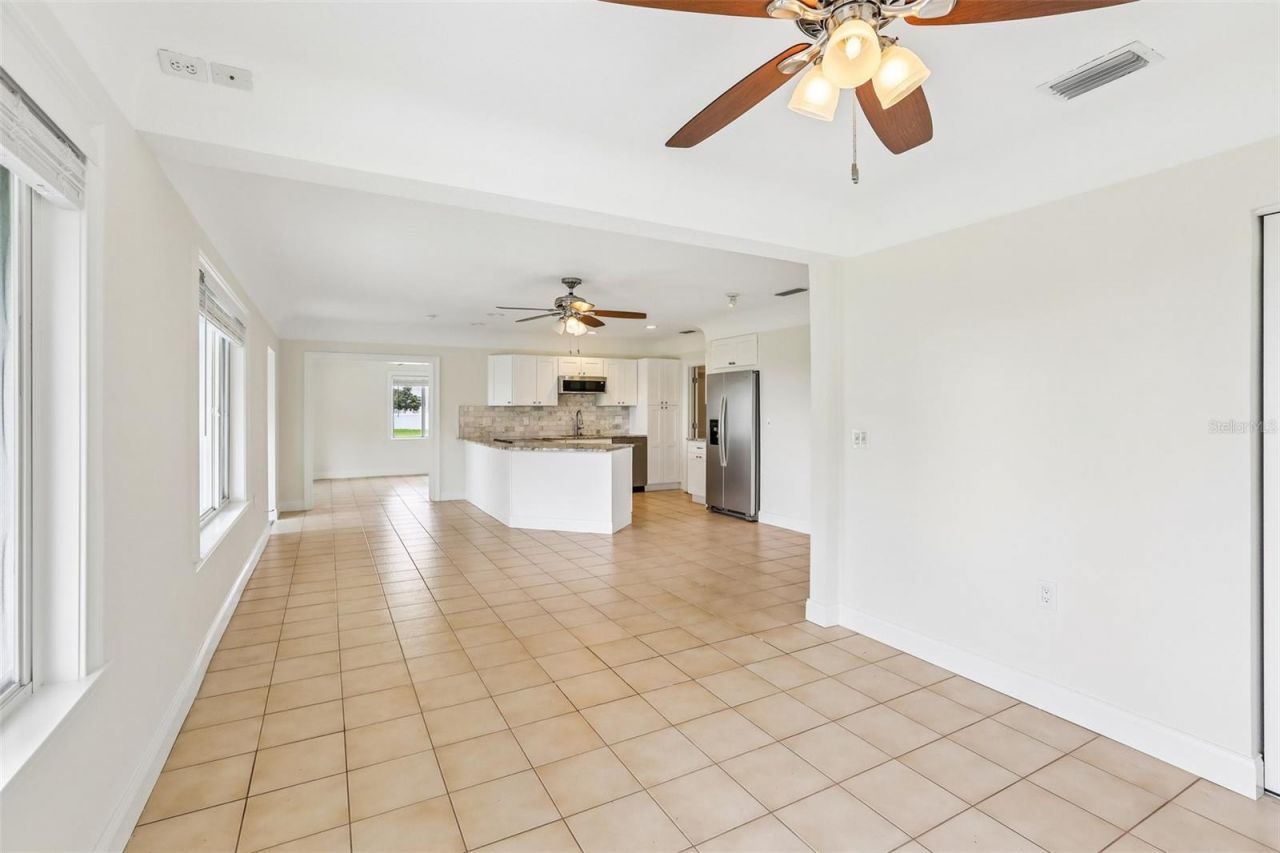 610 Indiana Avenue , Crystal Beach, FL 34681 Photo