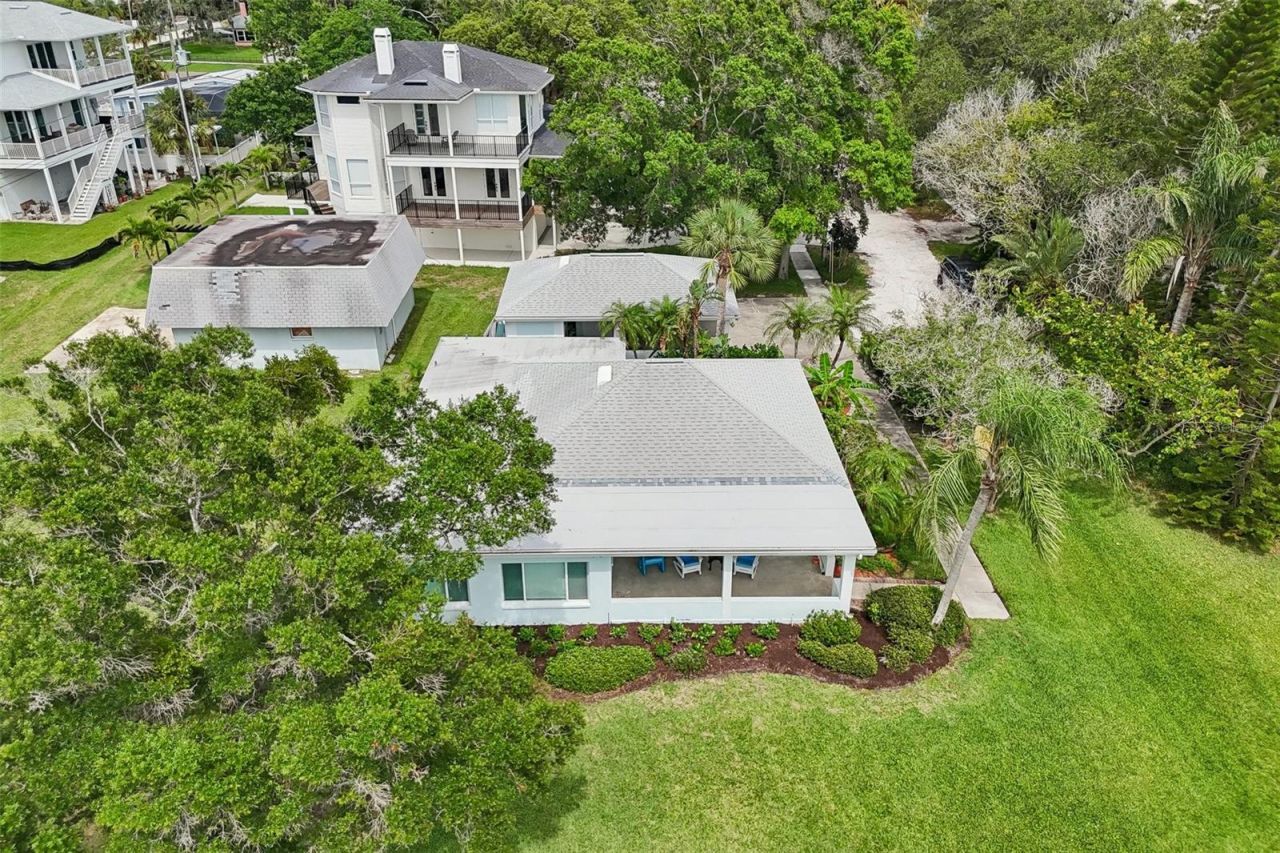 610 Indiana Avenue , Crystal Beach, FL 34681 Photo