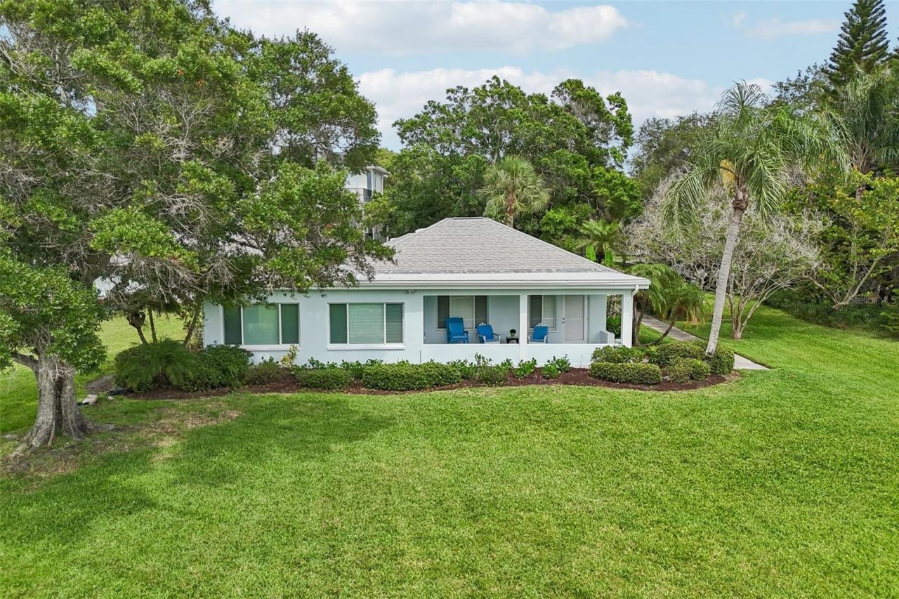 610 Indiana Avenue , Crystal Beach, FL 34681 Photo