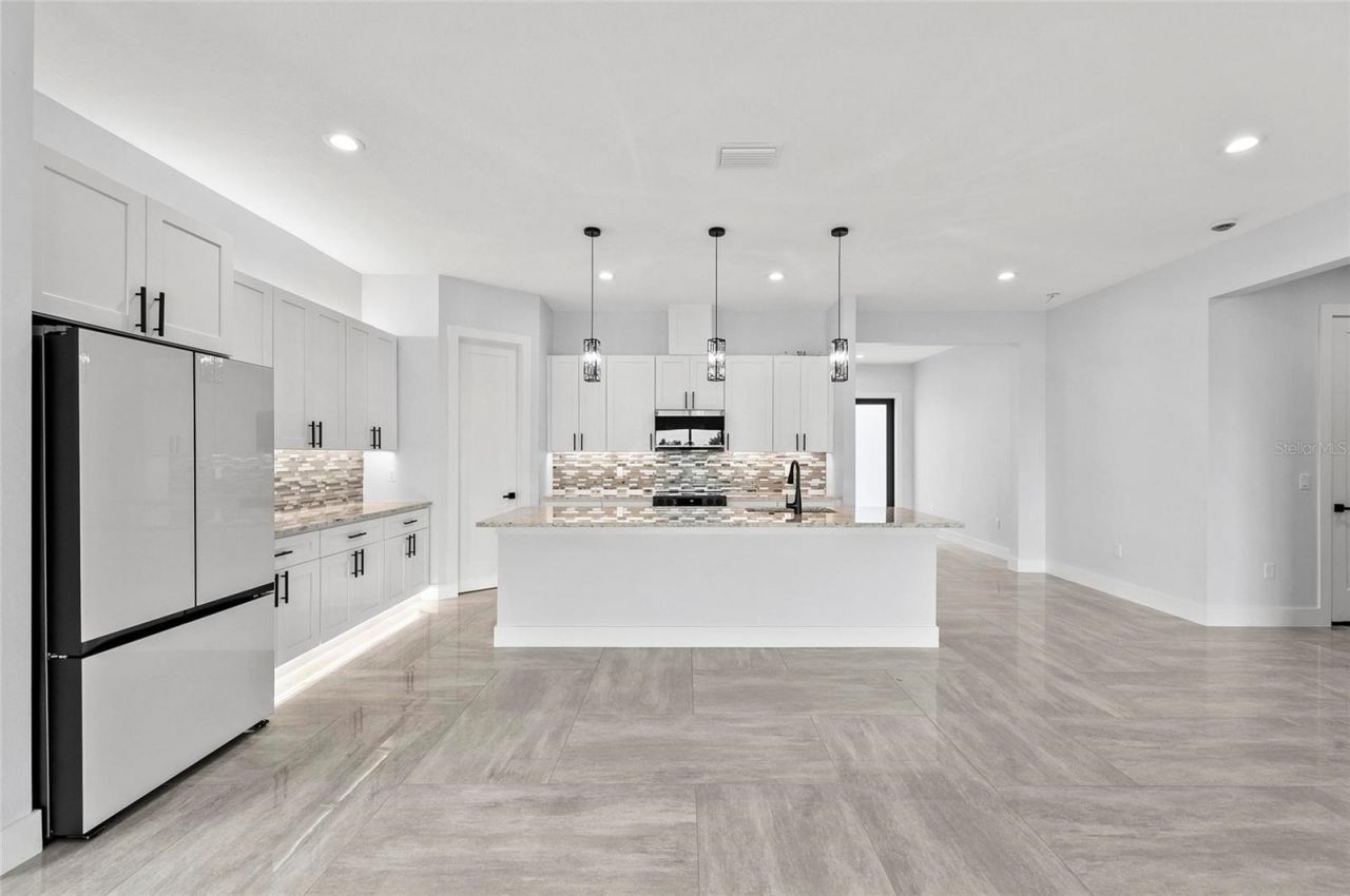 9225 Raes Creek Place , Palmetto, FL 34221 Photo