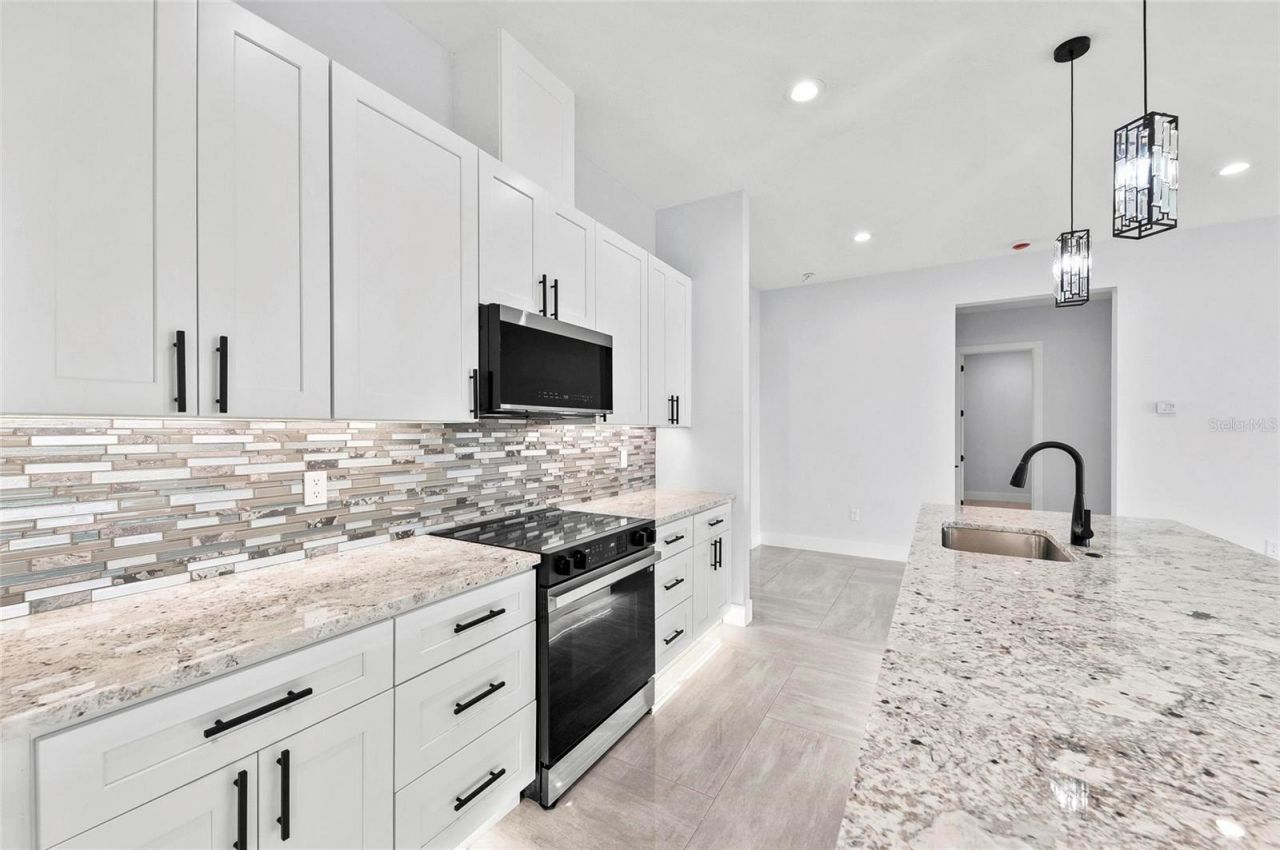 9225 Raes Creek Place , Palmetto, FL 34221 Photo