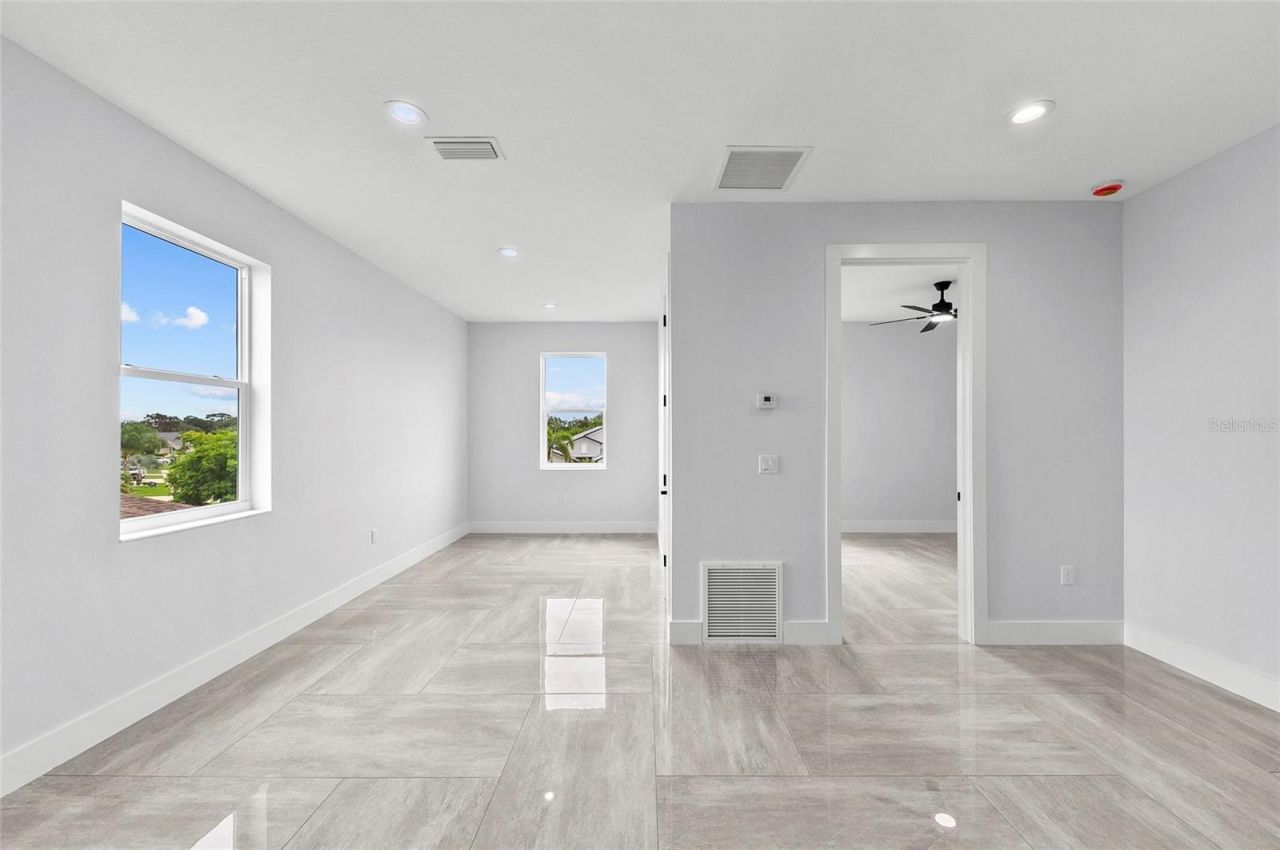 9225 Raes Creek Place , Palmetto, FL 34221 Photo