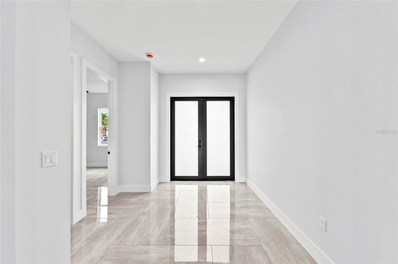 9225 Raes Creek Place , Palmetto, FL 34221 Photo