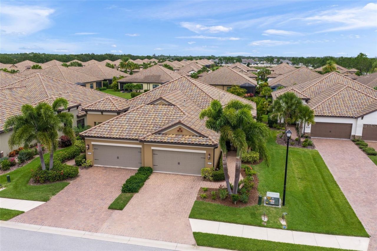 6479 Positano Court, Sarasota, FL 34243 Photo