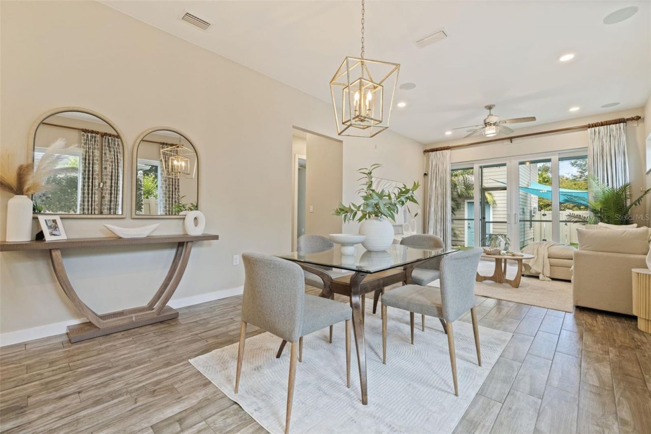 1421 14th Street N, Saint Petersburg, FL 33704 Photo