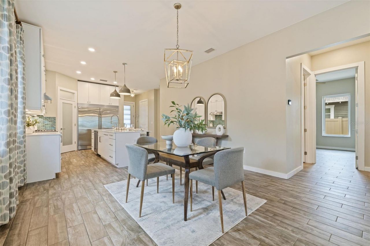 1421 14th Street N, Saint Petersburg, FL 33704 Photo