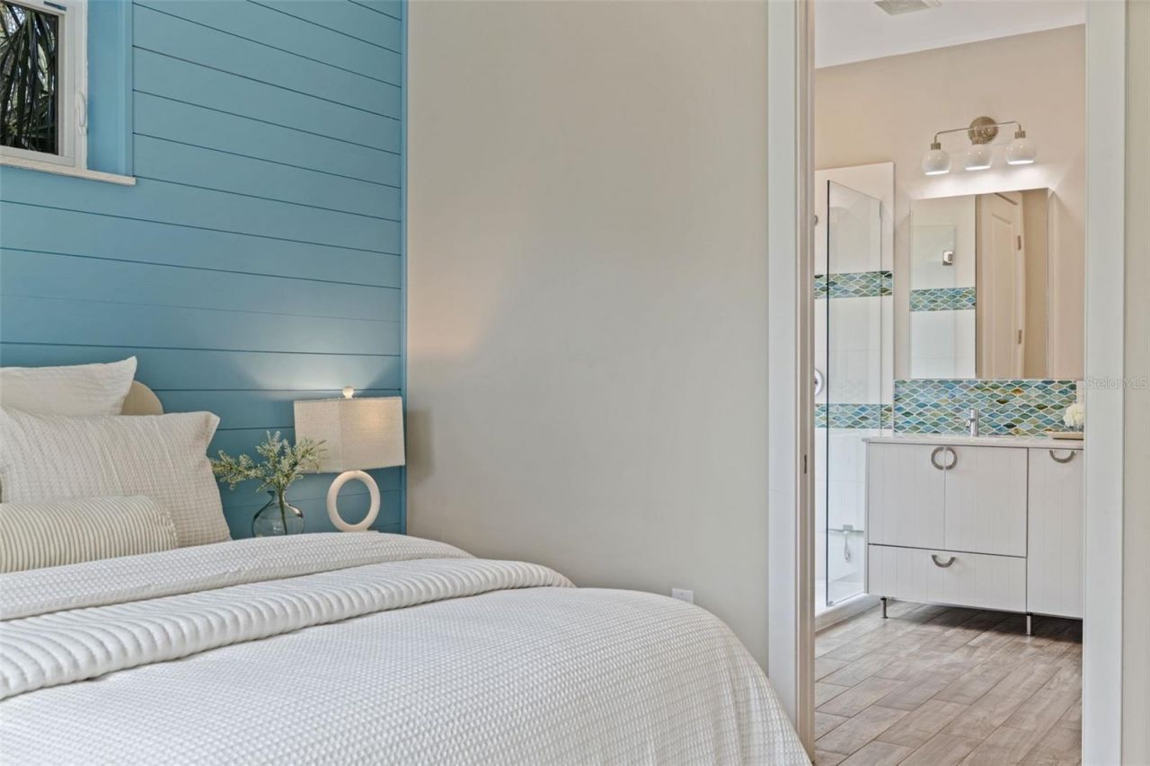 1421 14th Street N, Saint Petersburg, FL 33704 Photo