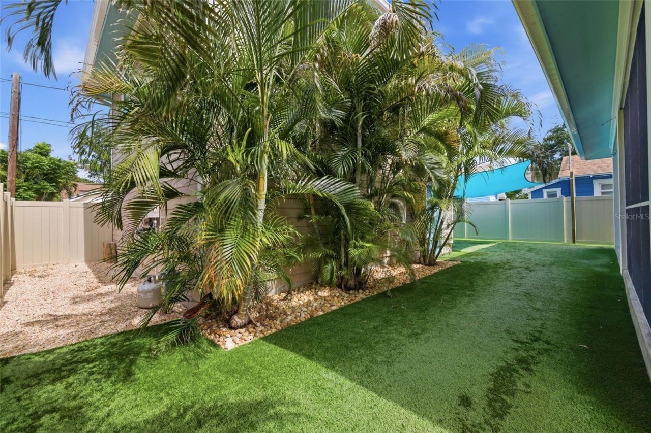 1421 14th Street N, Saint Petersburg, FL 33704 Photo