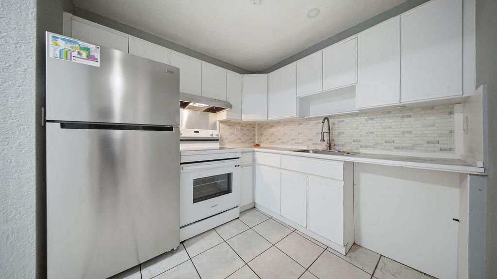 4681-4685 SW 43rd Terrace, Fort Lauderdale, FL 33314 Photo