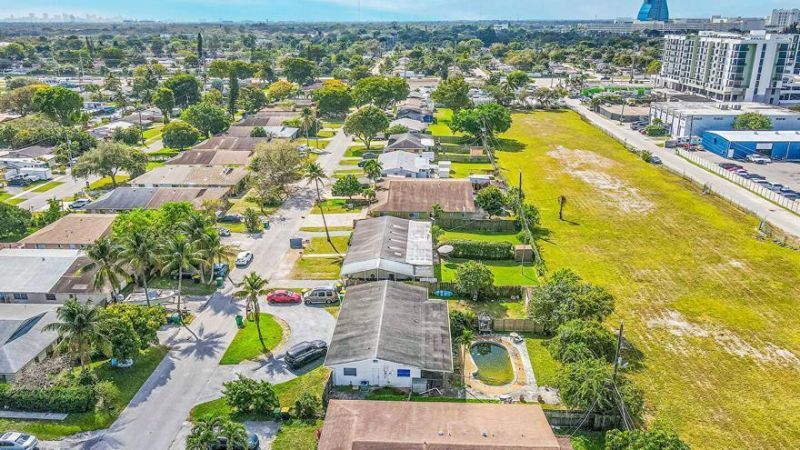 4681-4685 SW 43rd Terrace, Fort Lauderdale, FL 33314 Photo
