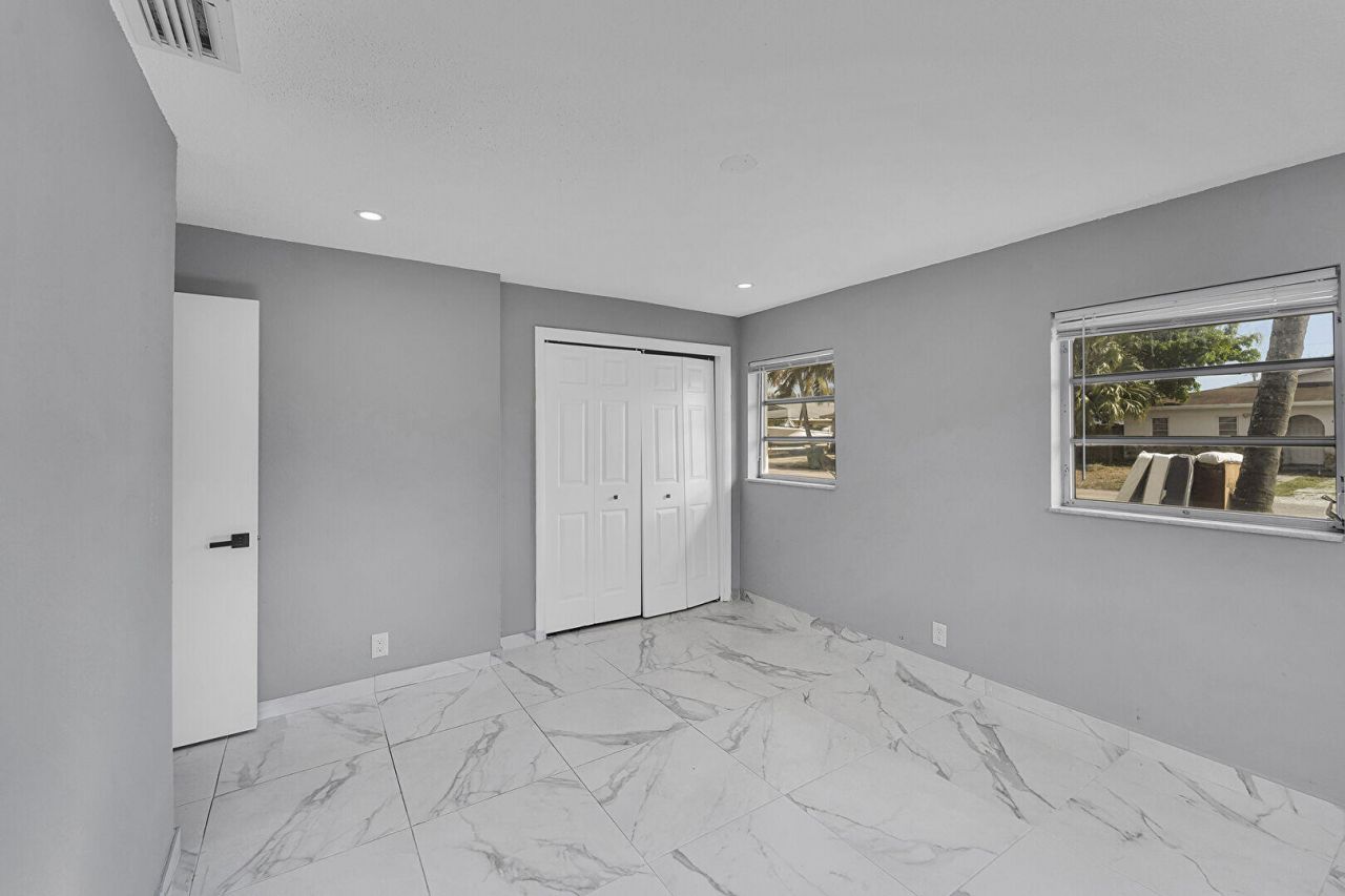 4681-4685 SW 43rd Terrace, Fort Lauderdale, FL 33314 Photo