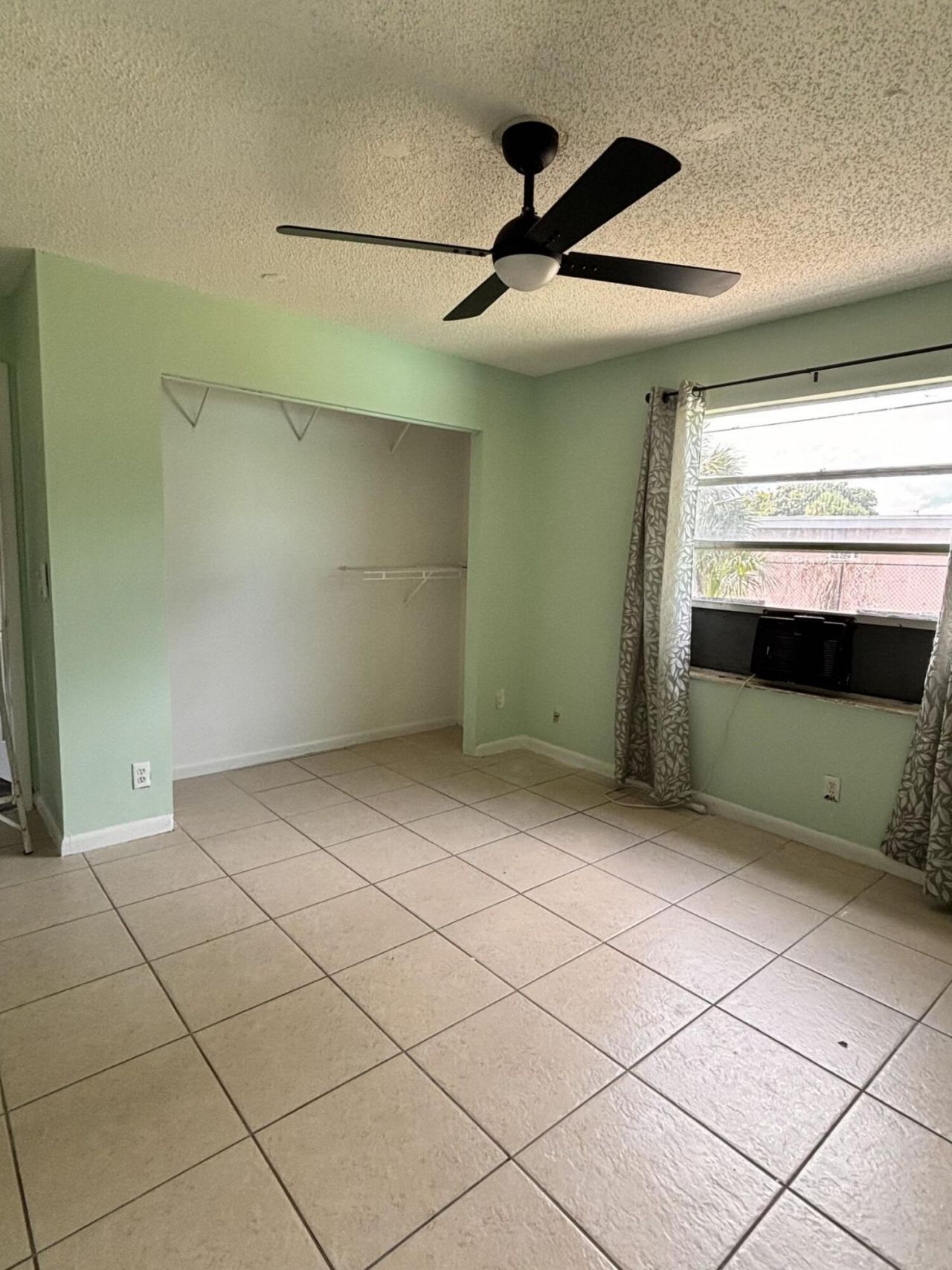 1328 W 6th Street, Riviera Beach, FL 33404 Photo