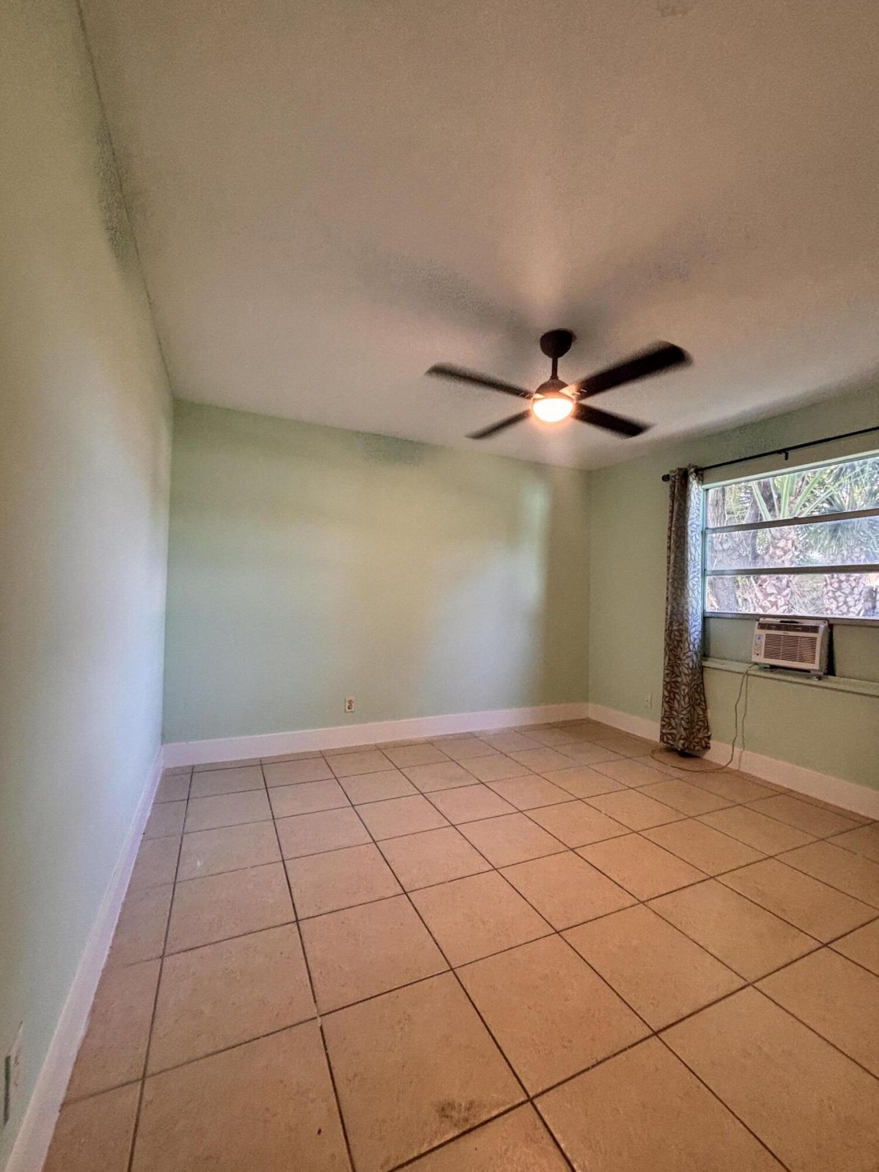 1328 W 6th Street, Riviera Beach, FL 33404 Photo