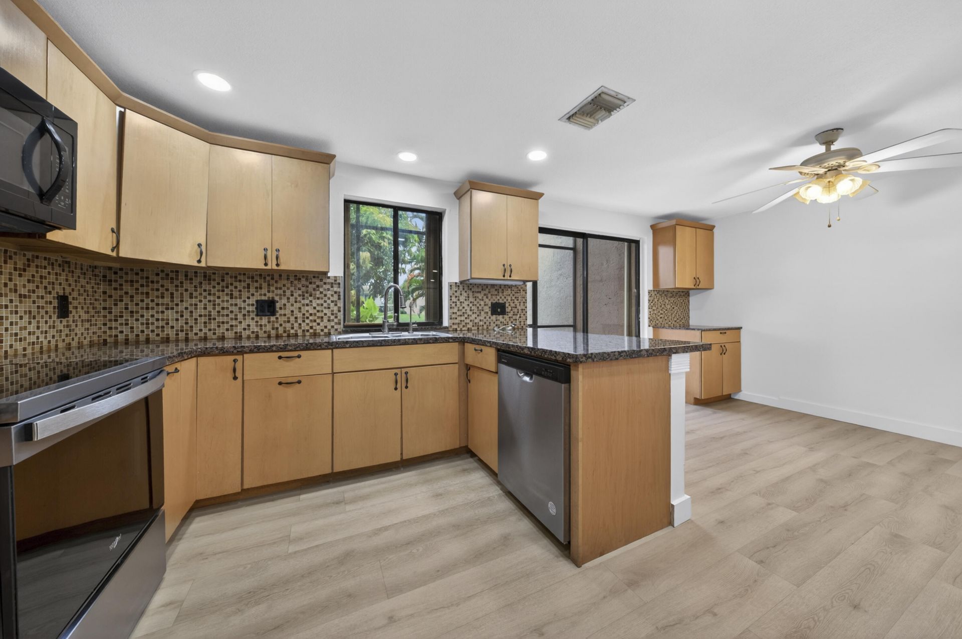 5182 S University Drive, Davie, FL 33328 Photo