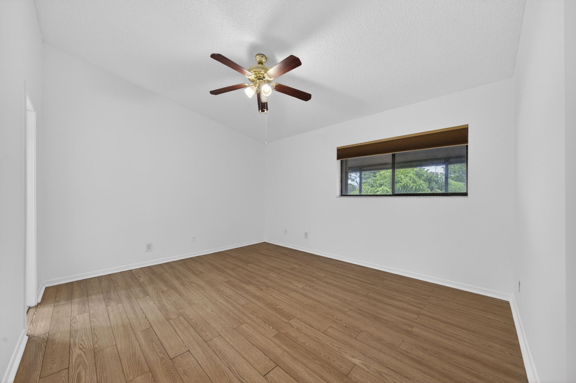 5182 S University Drive, Davie, FL 33328 Photo