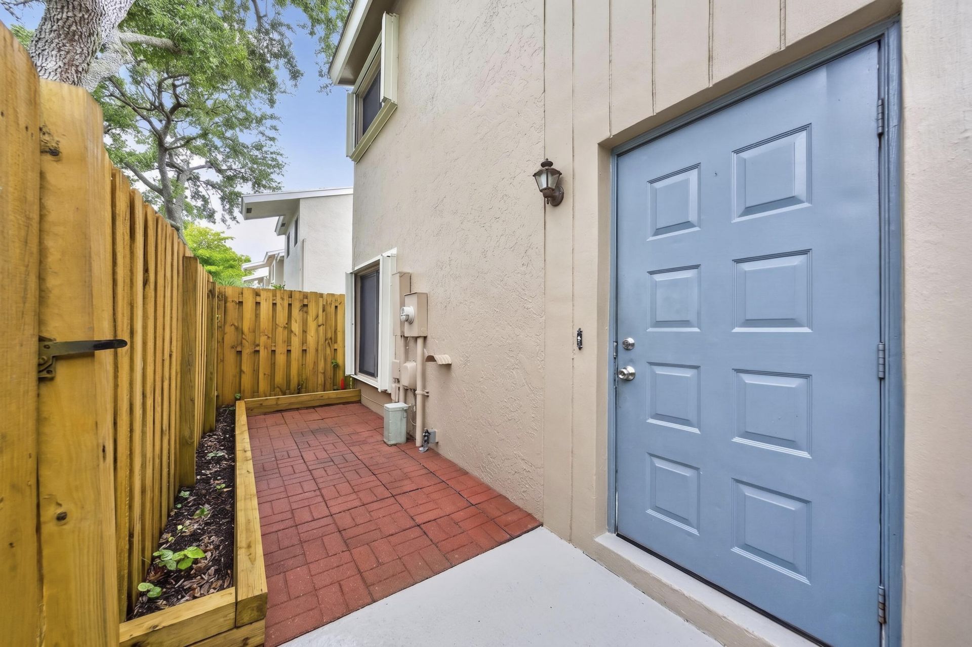 5182 S University Drive, Davie, FL 33328 Photo