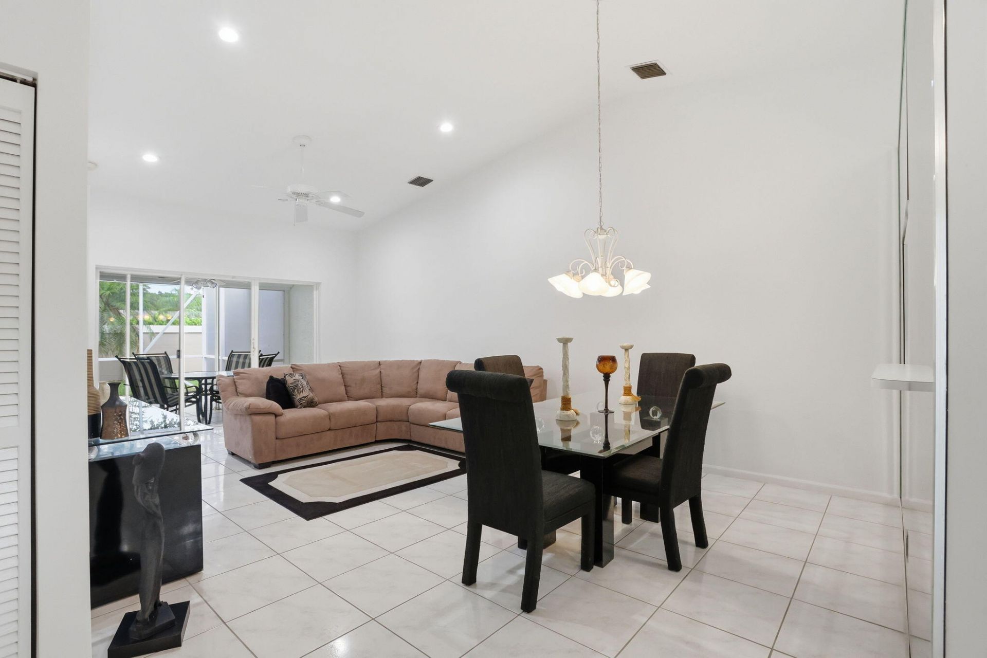 18 Sausalito Drive, Boynton Beach, FL 33436 Photo