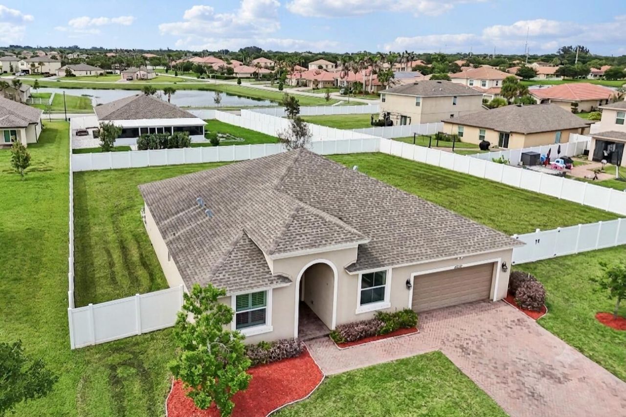 4200 Birkdale Drive, Fort Pierce, FL 34947 Photo