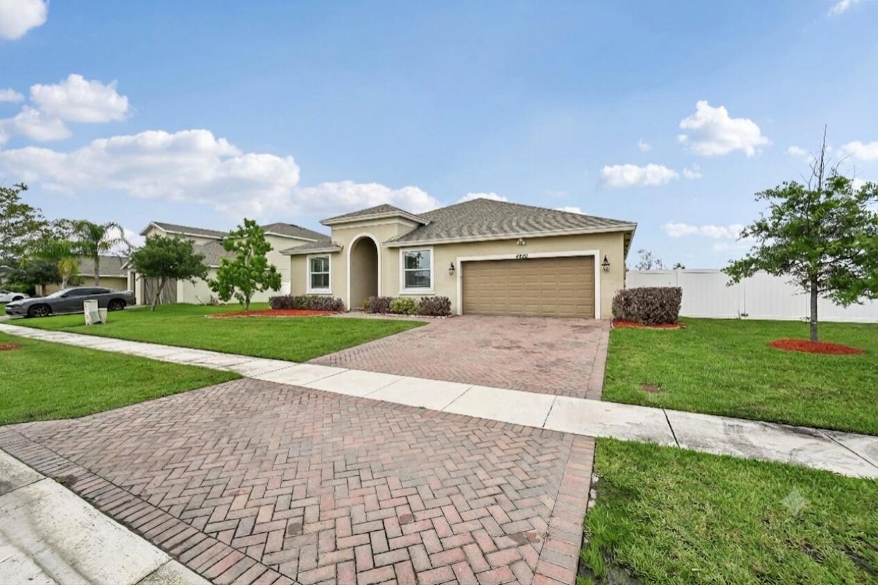4200 Birkdale Drive, Fort Pierce, FL 34947 Photo