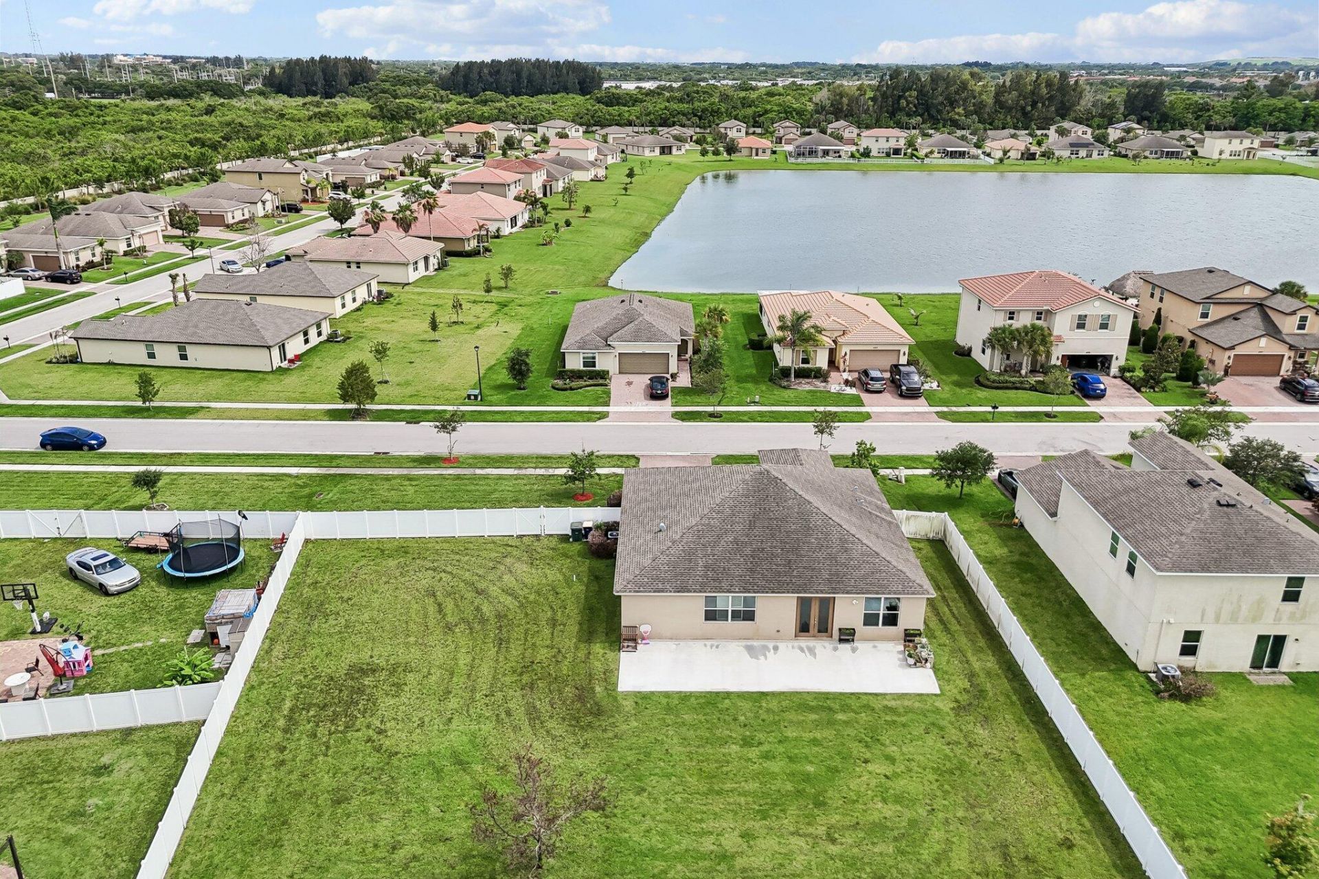 4200 Birkdale Drive, Fort Pierce, FL 34947 Photo