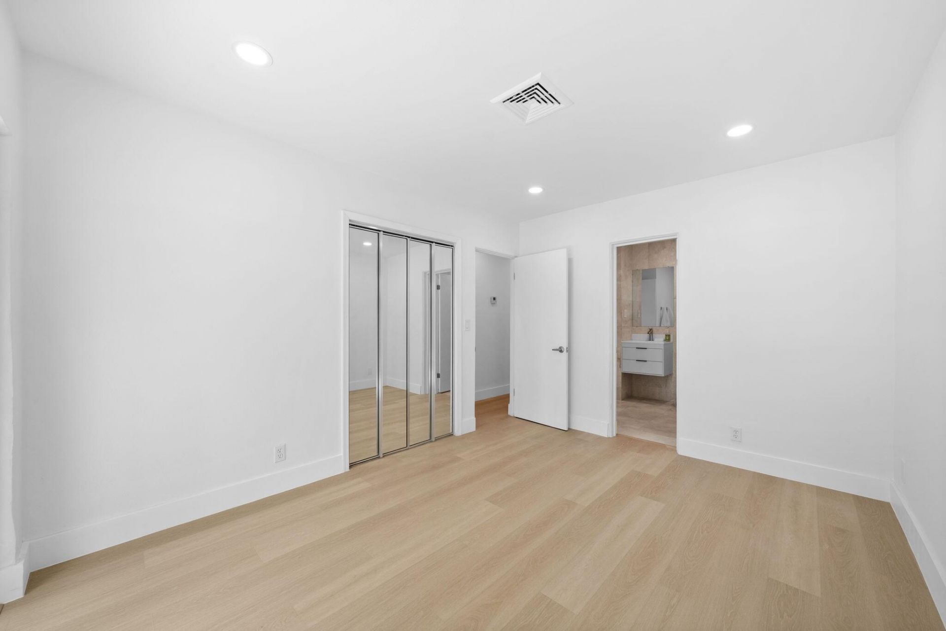 631 NE 56th Court, Fort Lauderdale, FL 33334 Photo