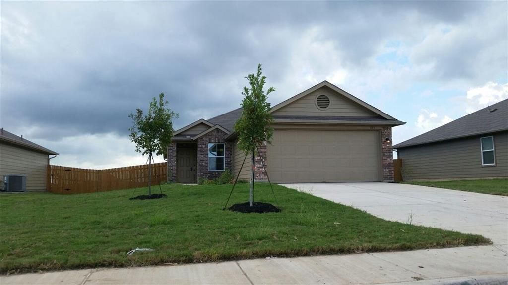 185 Voss, Kyle, TX 78640 Main Photo