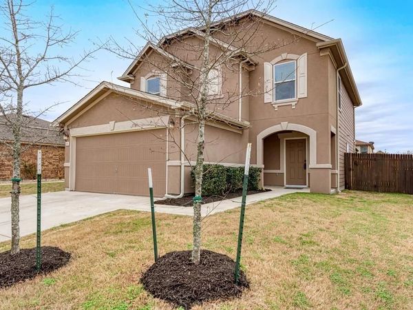 801 Estes PARK , Taylor, TX 76574