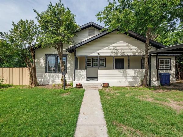 1617 6th Street , Brownwood, TX 76801