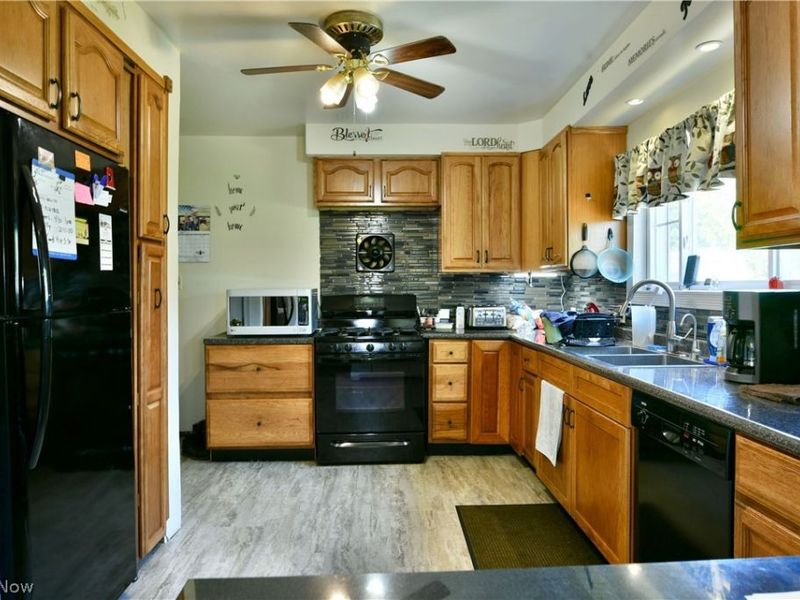 2935 N River Road NE, Warren, OH 44483 Photo 21