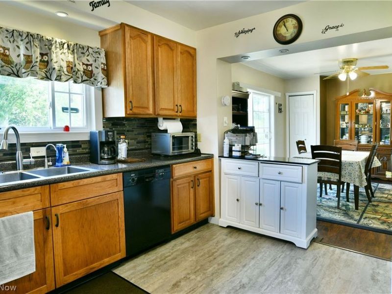 2935 N River Road NE, Warren, OH 44483 Photo 24