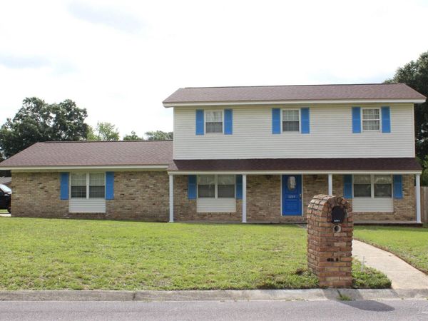 6284 Starhill Dr, Milton, FL 32570