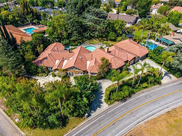 200 W Hermosa Drive, Fullerton, CA 92835