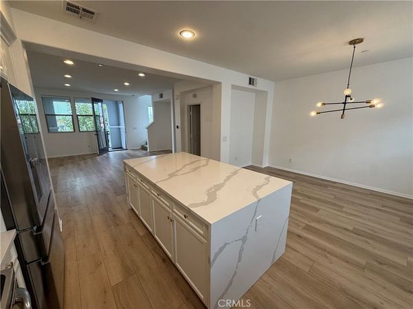 3009 E Pacific Coast, Long Beach, CA 90804