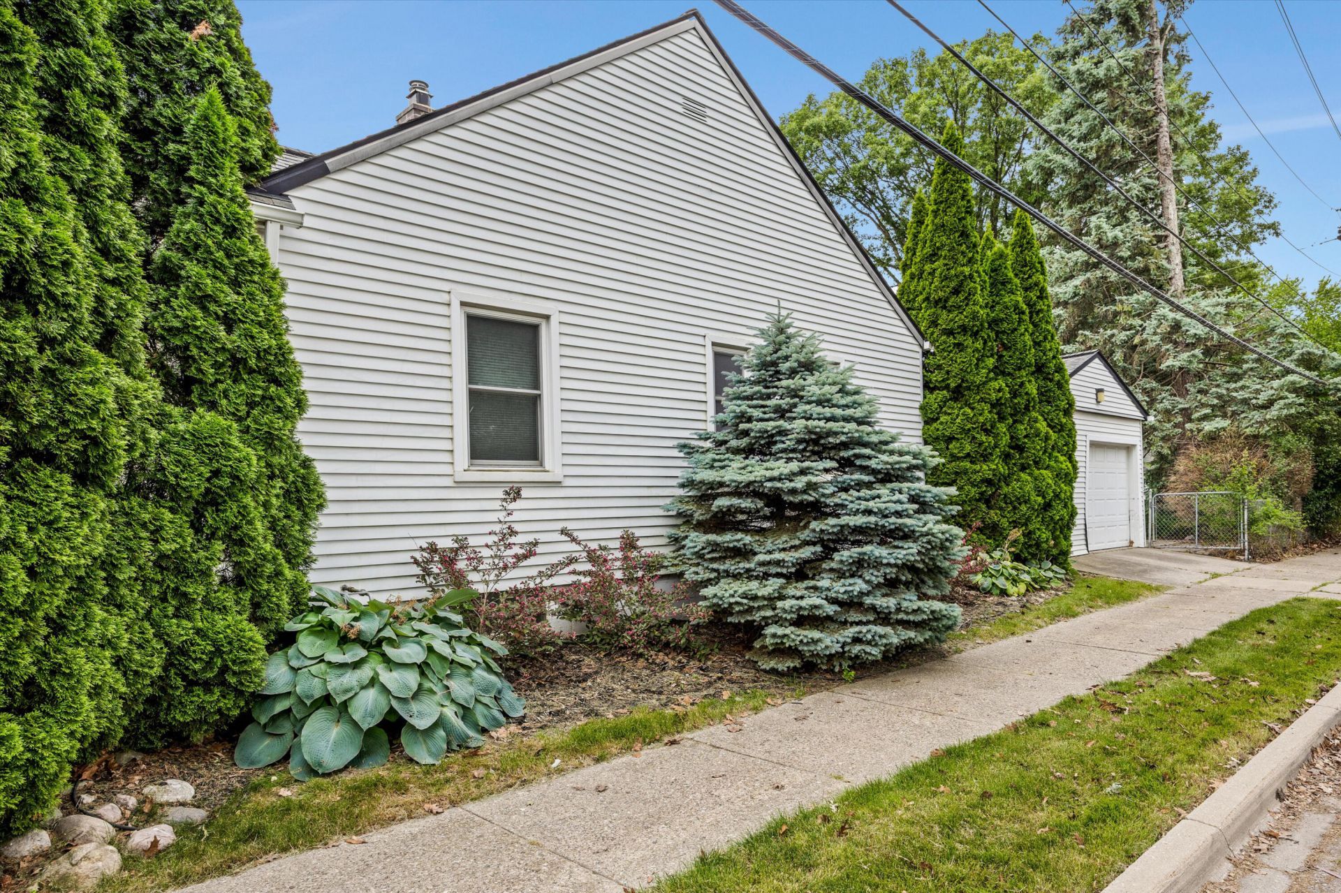 3300 Alice Street, Dearborn, MI 48124 Main Photo
