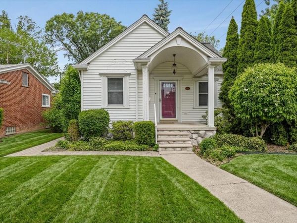 3300 Alice Street, Dearborn, MI 48124