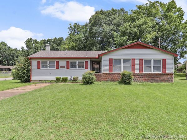 1721 E 13th Street, Okmulgee, OK 74447