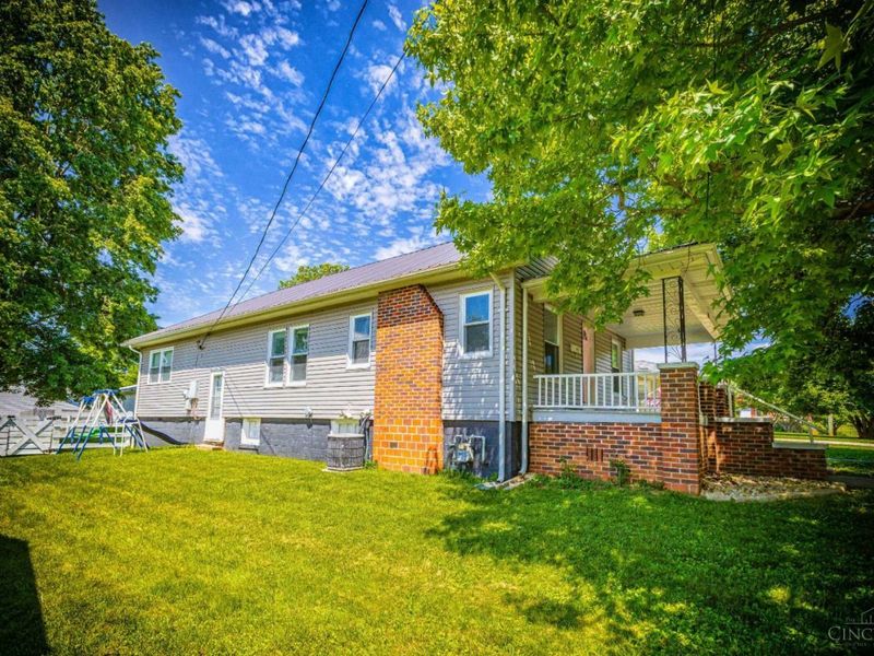 412 E South, West Union, OH 45693 Photo 8