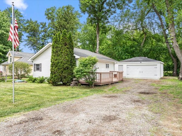 2622 W Emerald Court , McHenry, IL 60051