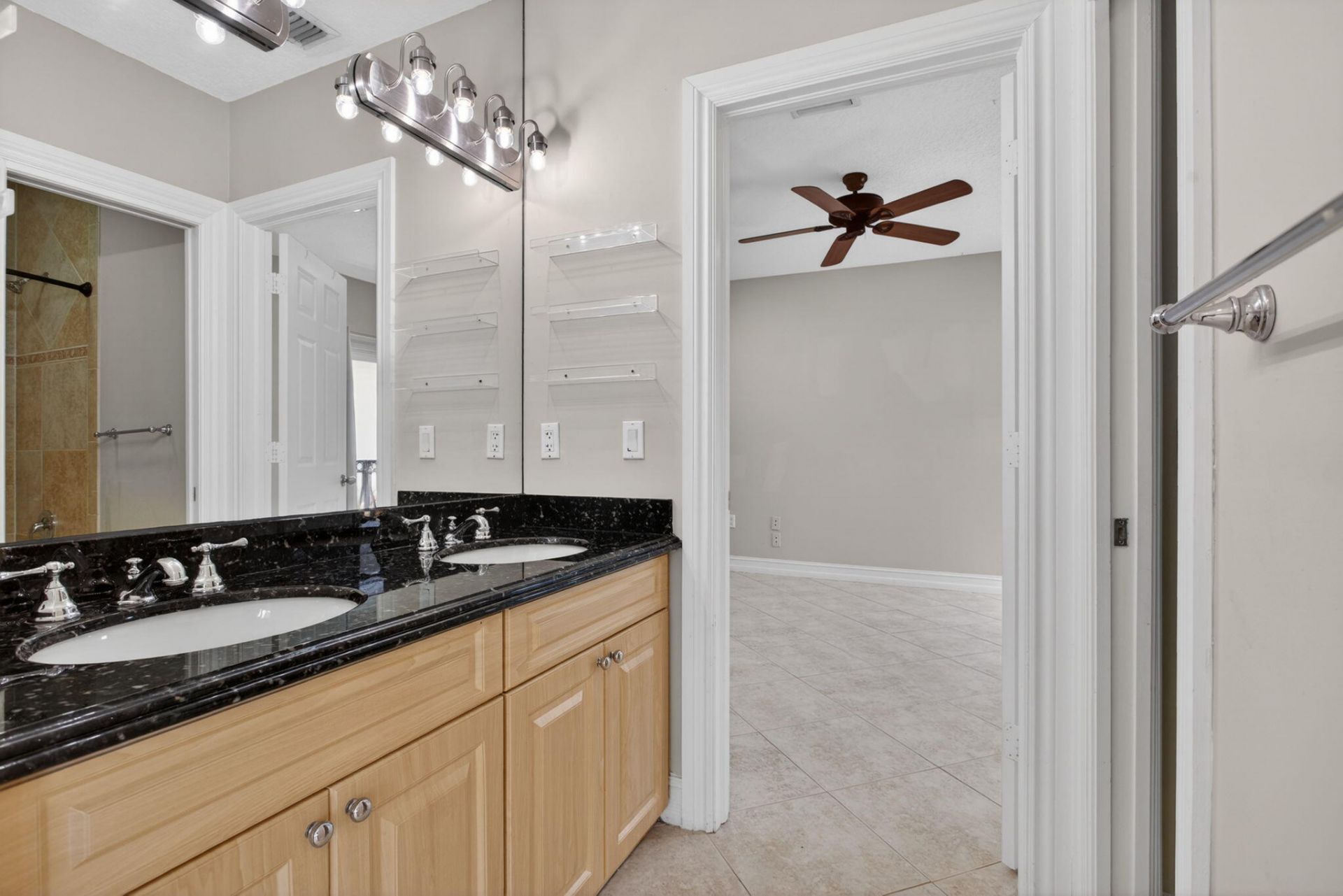 4901 NE 29th Avenue, Lighthouse Point, FL 33064 Photo