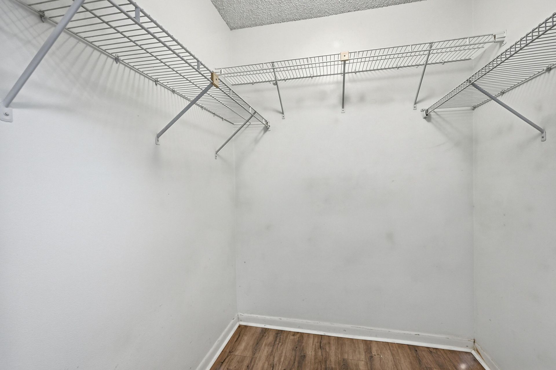 10501 W Broward Boulevard, Unit 405, Plantation, FL 33324 Photo