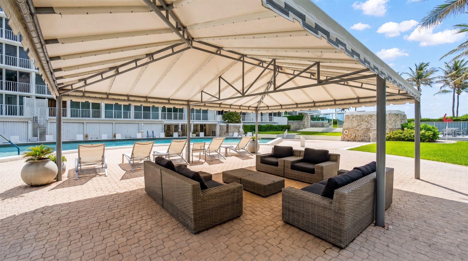 2774 S Ocean Boulevard, Unit 206, Palm Beach, FL 33480 Photo