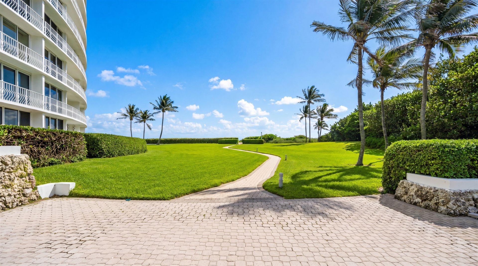 2774 S Ocean Boulevard, Unit 206, Palm Beach, FL 33480 Photo