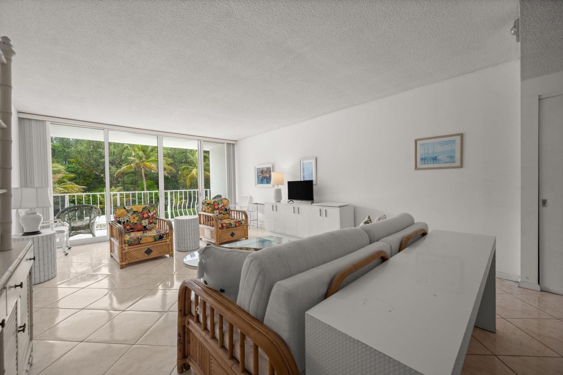 2774 S Ocean Boulevard, Unit 206, Palm Beach, FL 33480 Photo